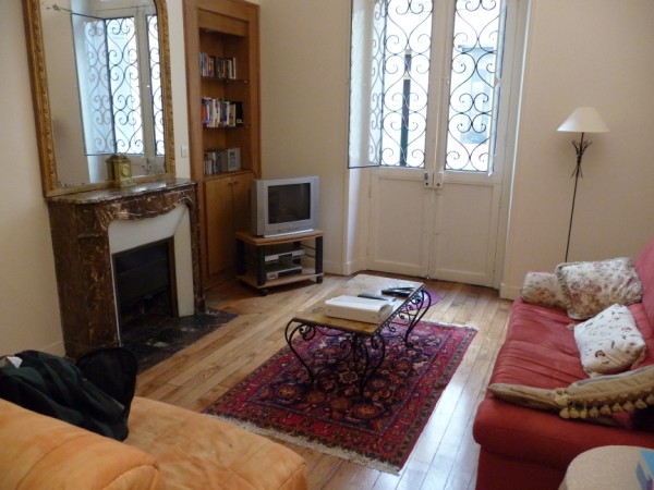 Paris_Apartment.jpg